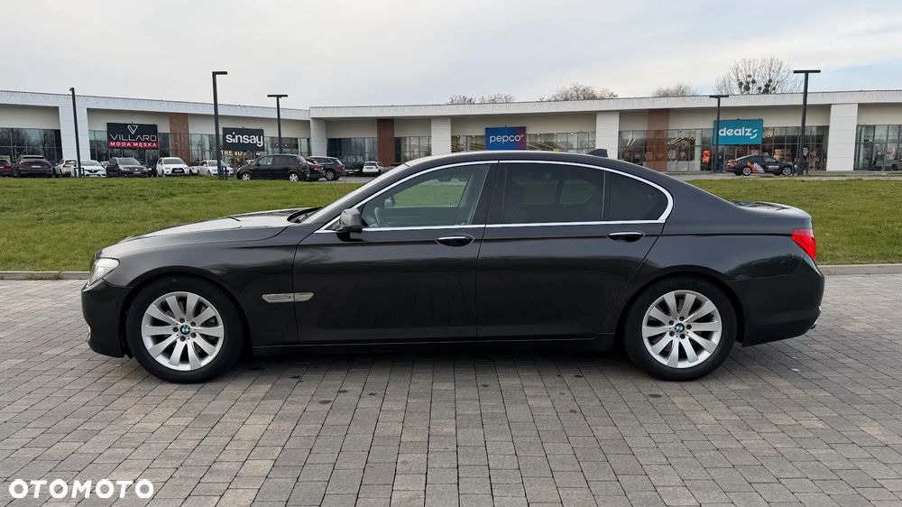 BMW Seria 7 730d - 34