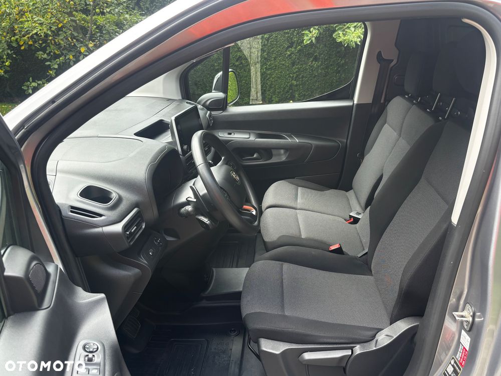 Toyota Proace City - 14