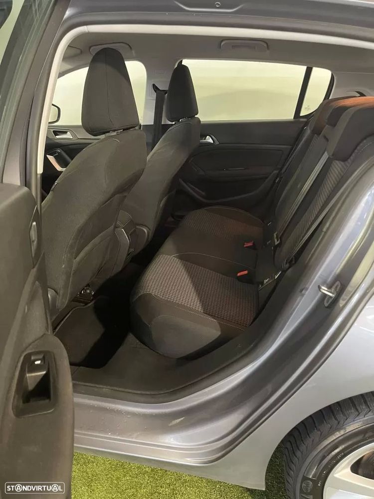 Peugeot 308 PureTech 130 Active Pack - 19