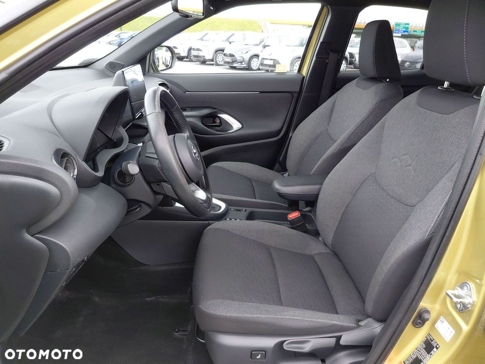 Toyota Yaris Cross Hybrid 1.5 Comfort - 15