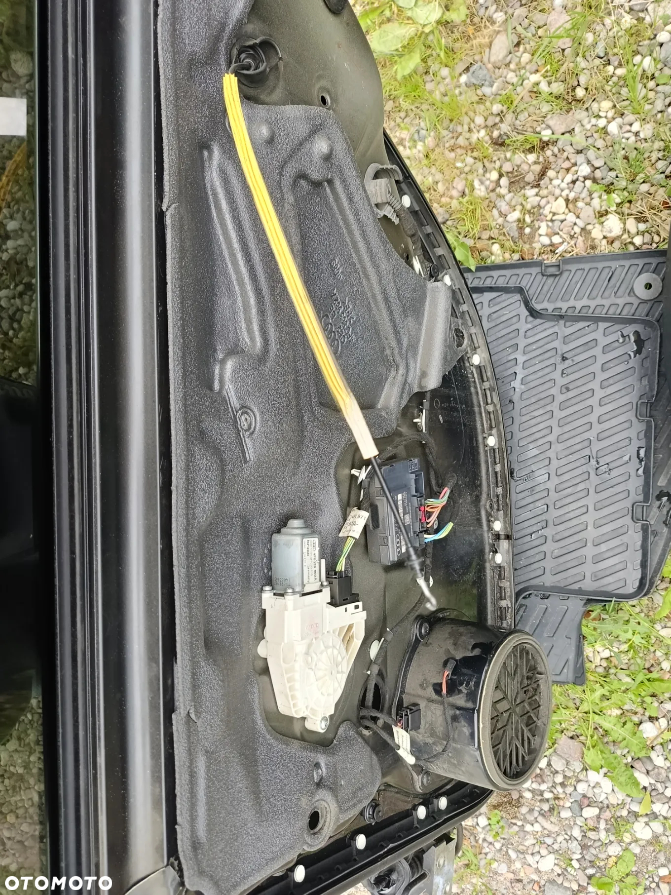 AUDI A6 C6 KOMBI DRZWI TYŁ TYLNE PRAWE  CZARNE LZ9W KOMPLETNE ZAMEK LISTWA KLAMKA - 4