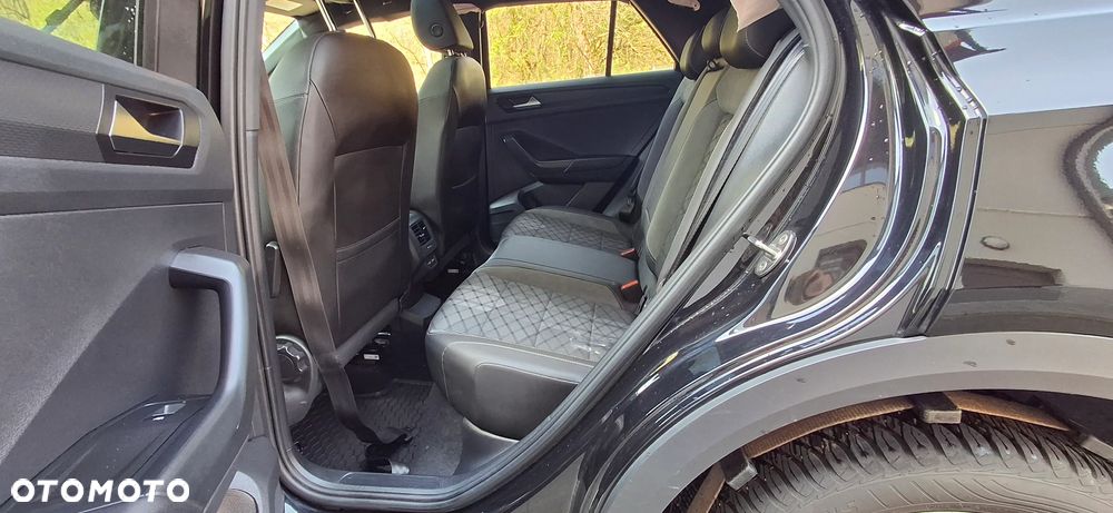 Volkswagen T-Roc 1.5 TSI OPF DSG R-Line - 25