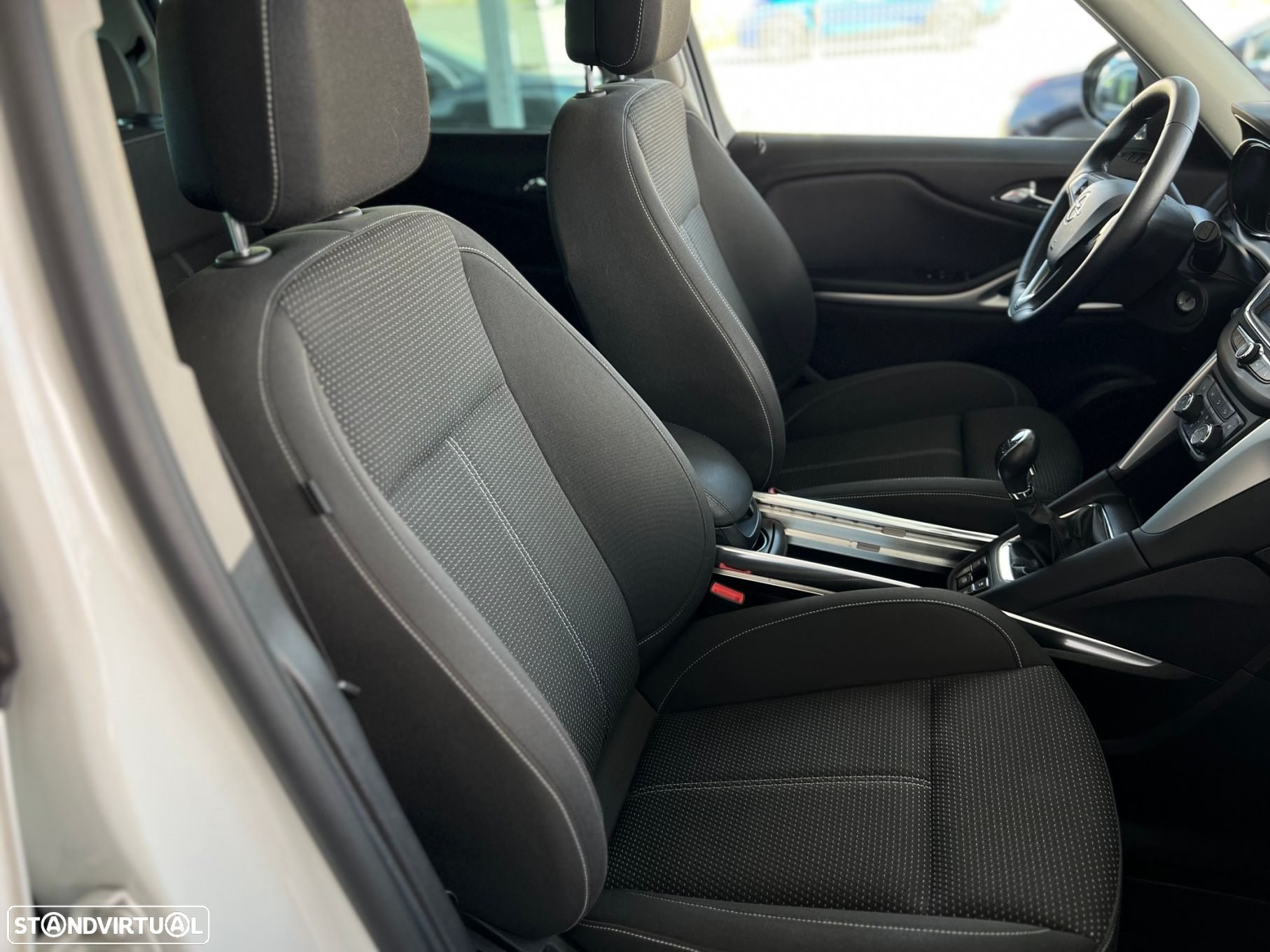 Opel Zafira 1.6 CDTi Dynamic S/S - 32