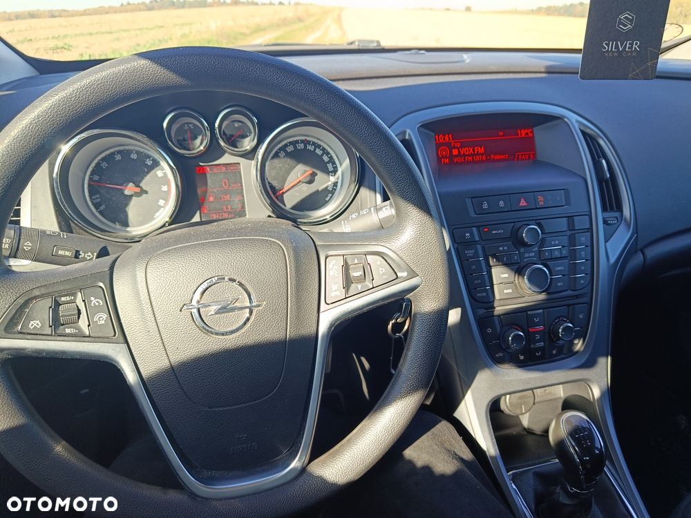 Opel Astra - 8