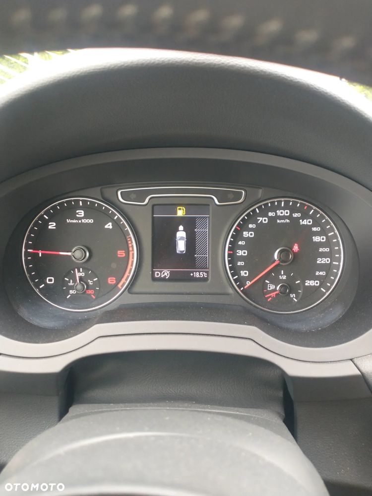 Audi Q3 2.0 TDI Quattro S tronic - 33