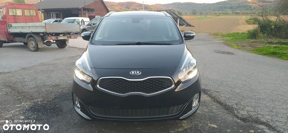 Kia Carens