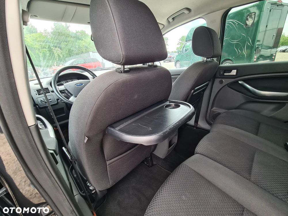 Ford C-MAX - 32