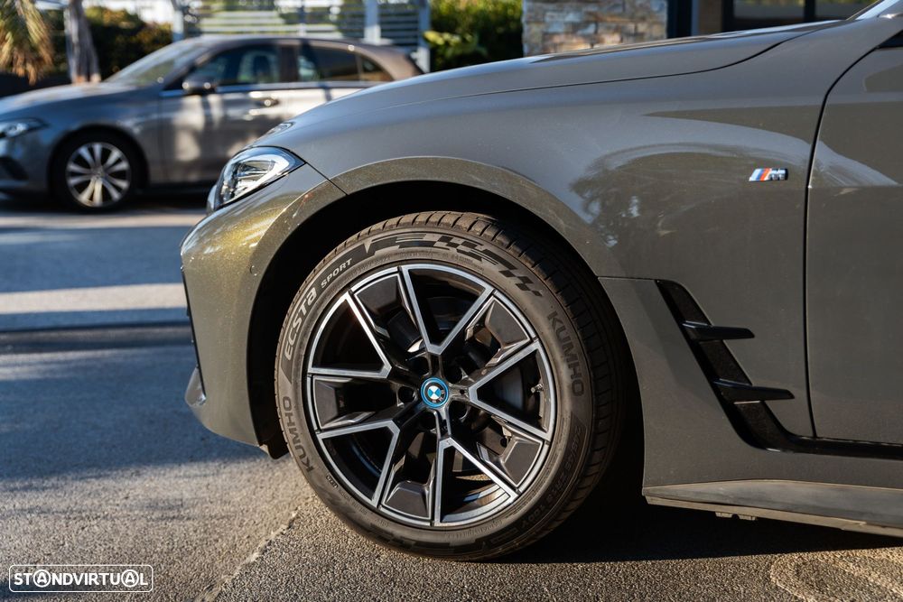 BMW i4 eDrive40 Desportiva M - 5