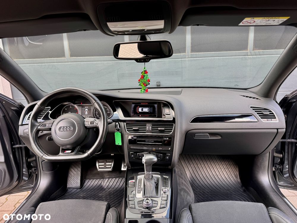 Audi A4 Avant 2.0 TDI DPF quattro S tronic S line Sportpaket - 22