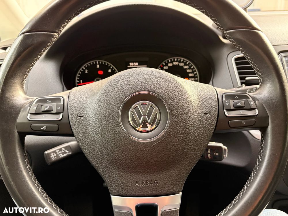 Volkswagen Sharan - 27