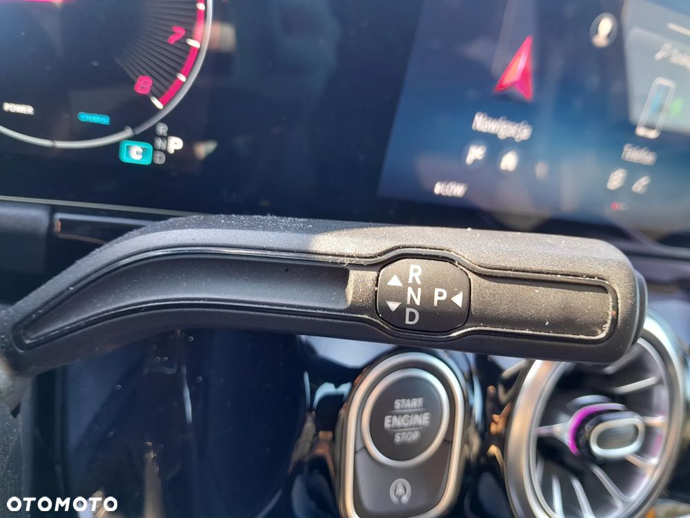 Mercedes-Benz GLA 200 mHEV AMG Line 7G-DCT - 13