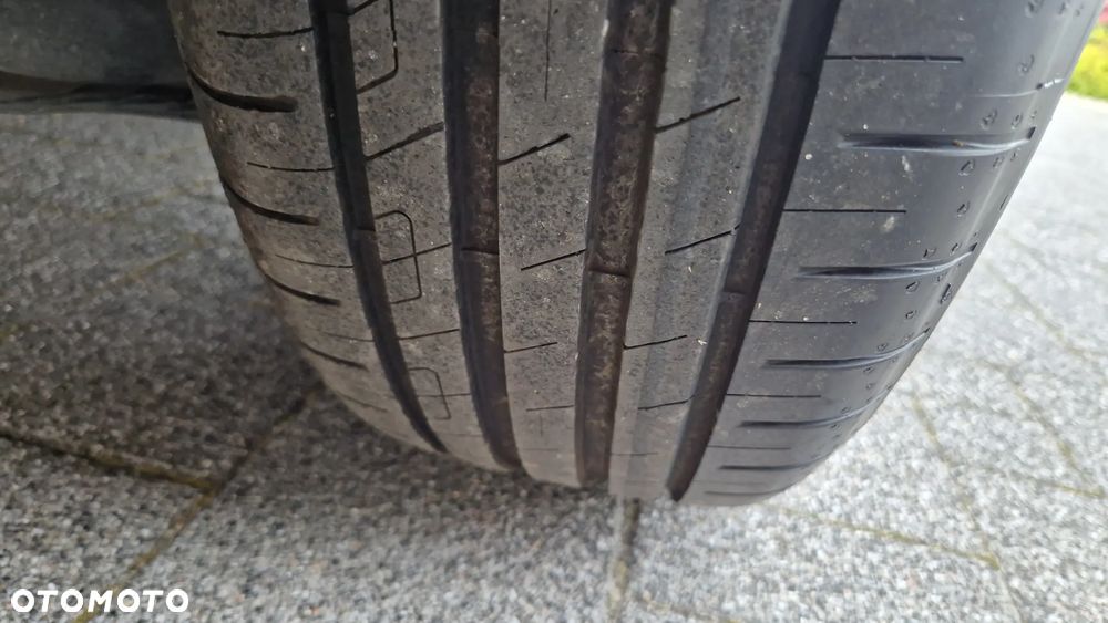 Volkswagen Passat Variant 2.0 TDI SCR DSG Business - 34