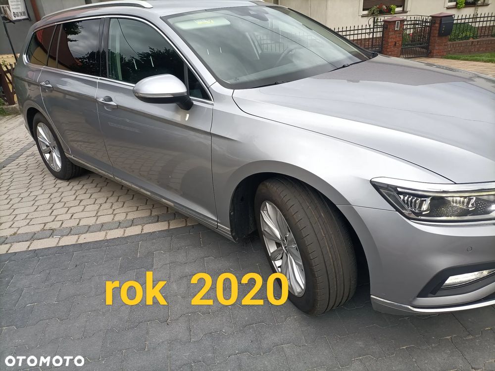 Volkswagen Passat 2.0 TDI SCR DSG Comfortline - 40