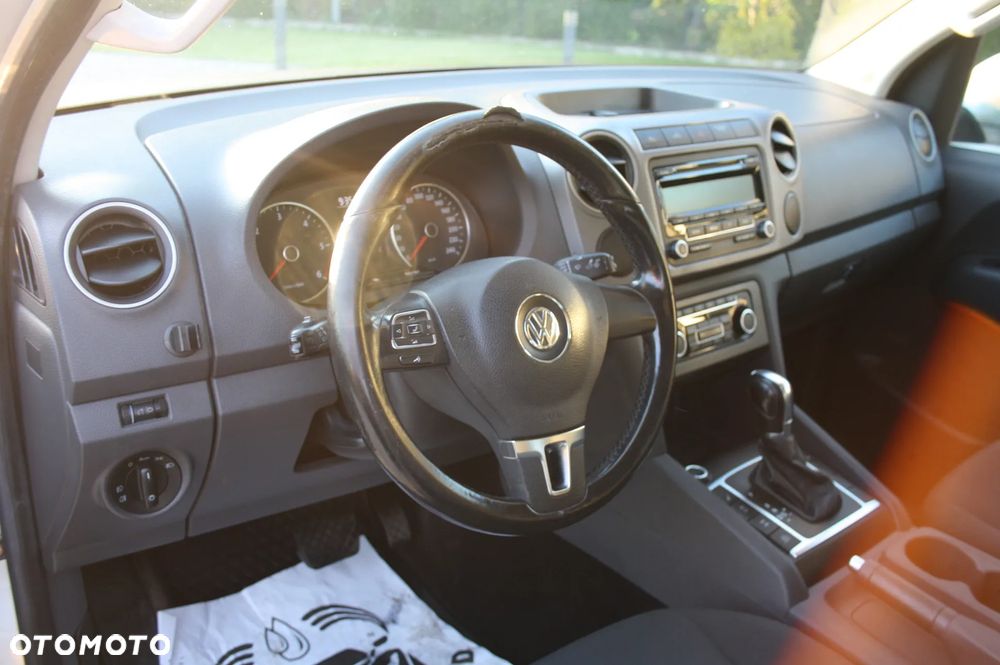 Volkswagen Amarok 2.0 BiTDI Autm - 10