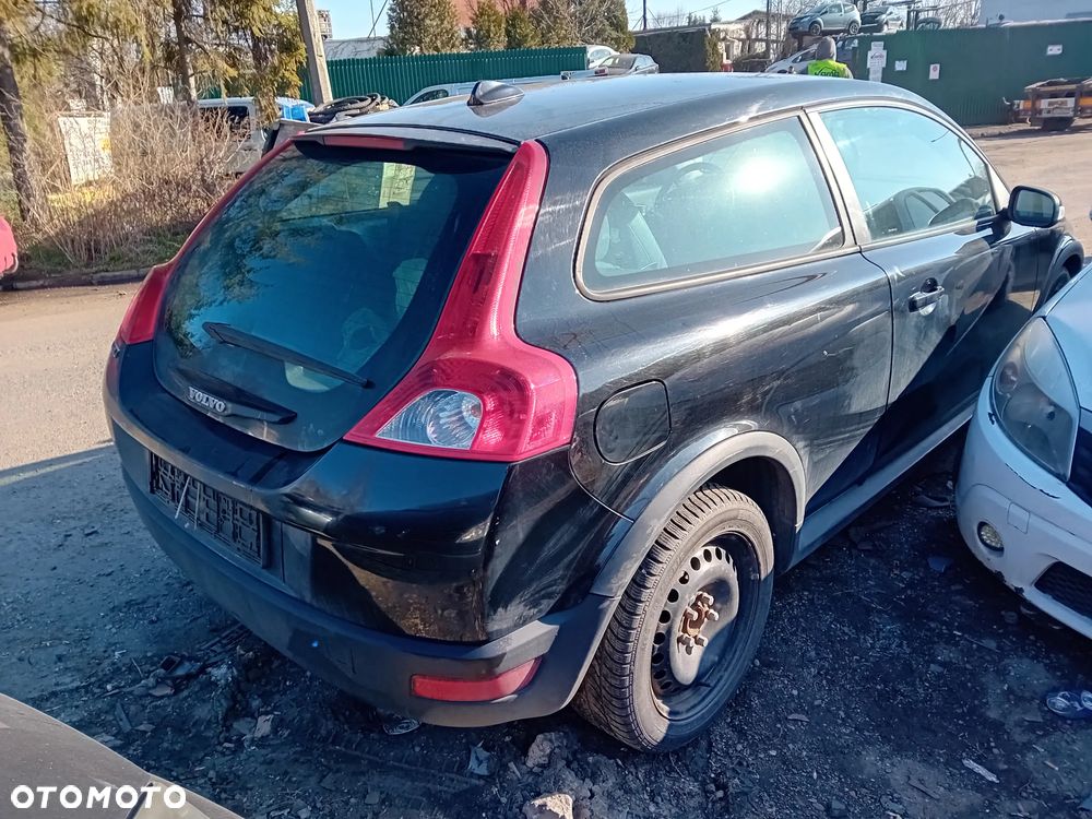*VOLVO C30* Samochód na części - 3