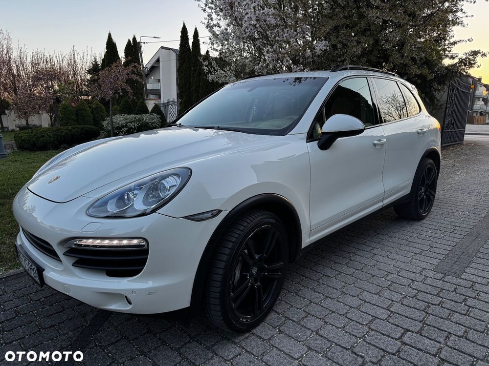 Porsche Cayenne Tiptronic S - 12
