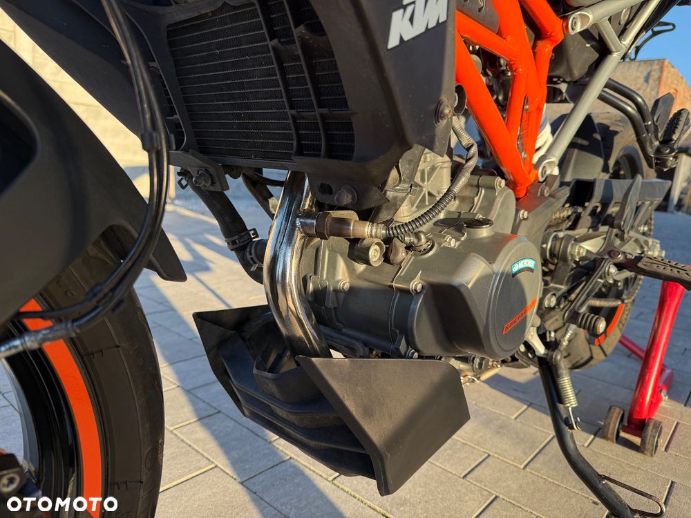 KTM Duke - 18