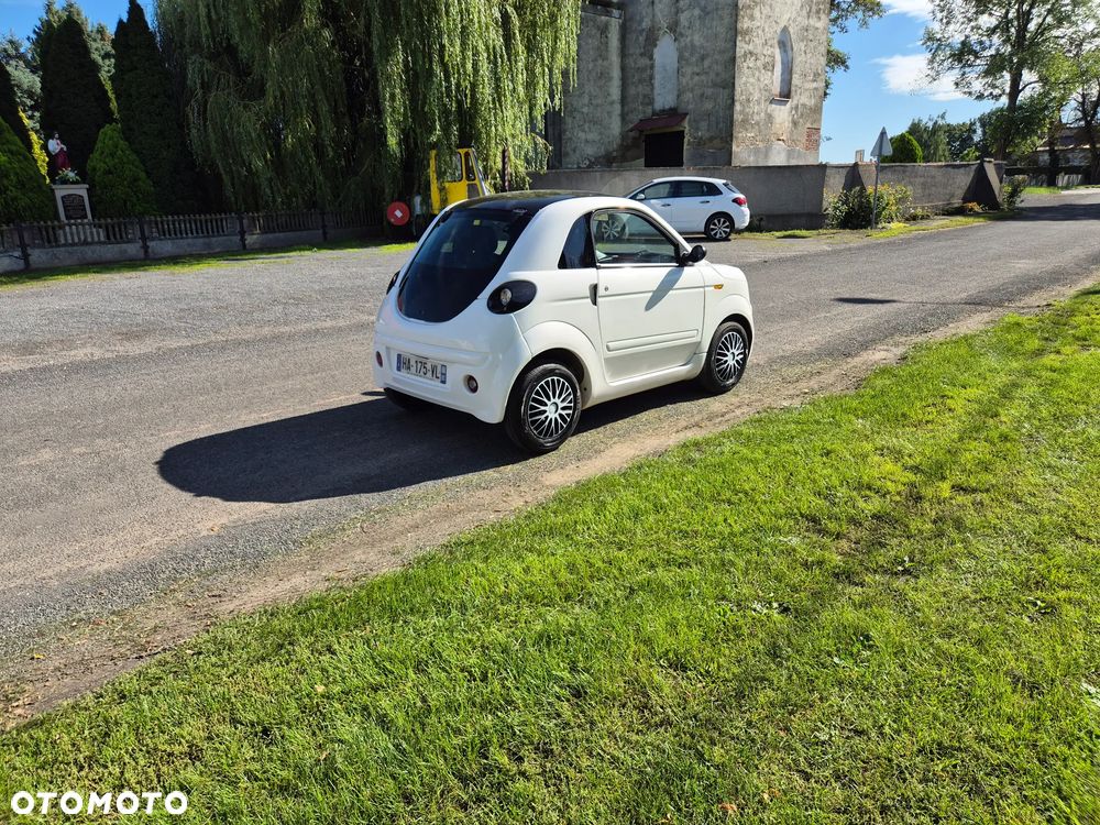 Microcar DUE - 21