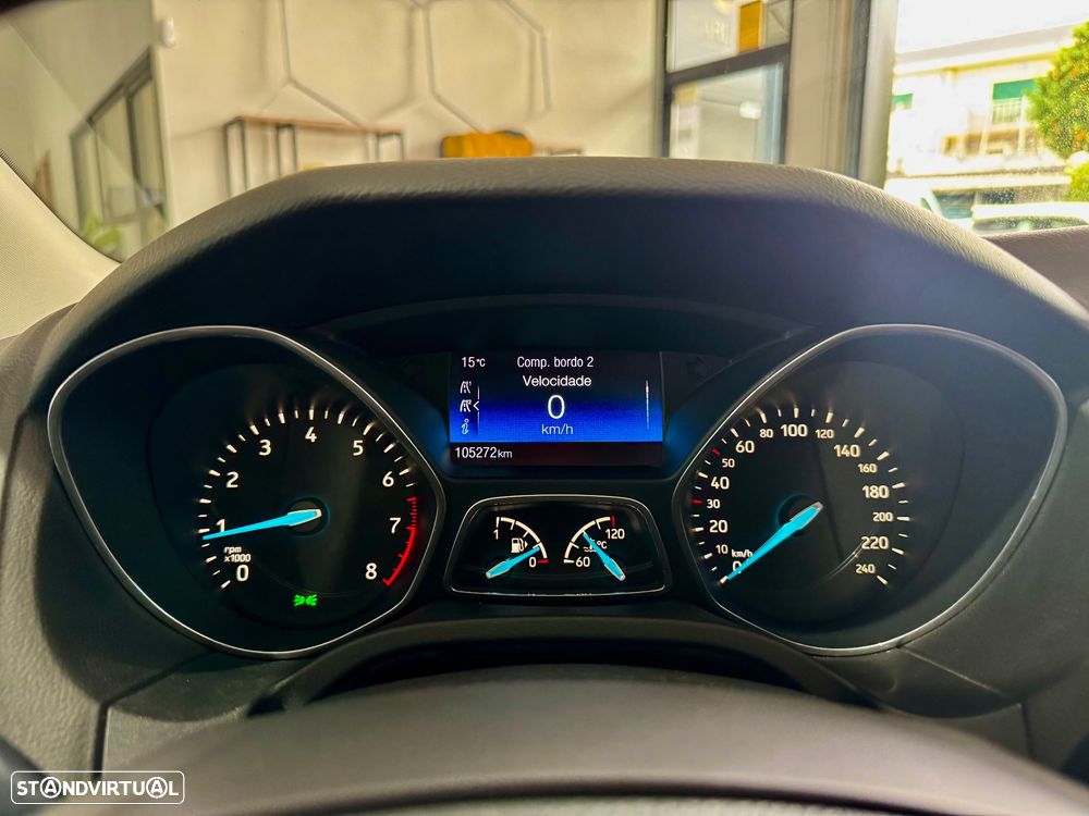 Ford Focus 1.0 SCTi Titanium - 21