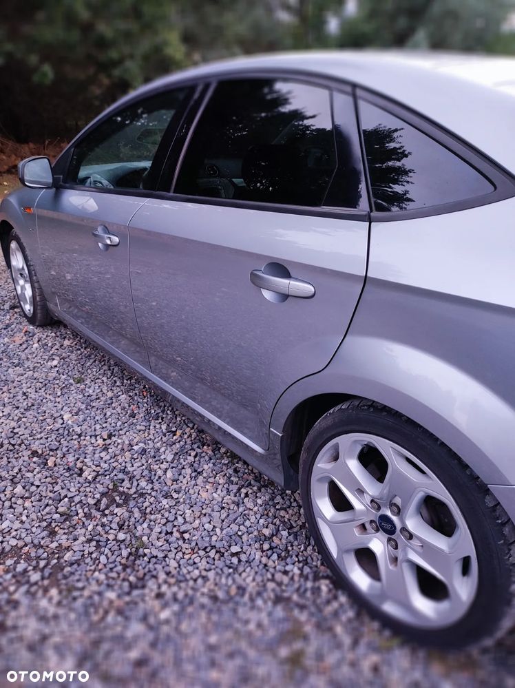Ford Mondeo 2.5 Titanium - 10