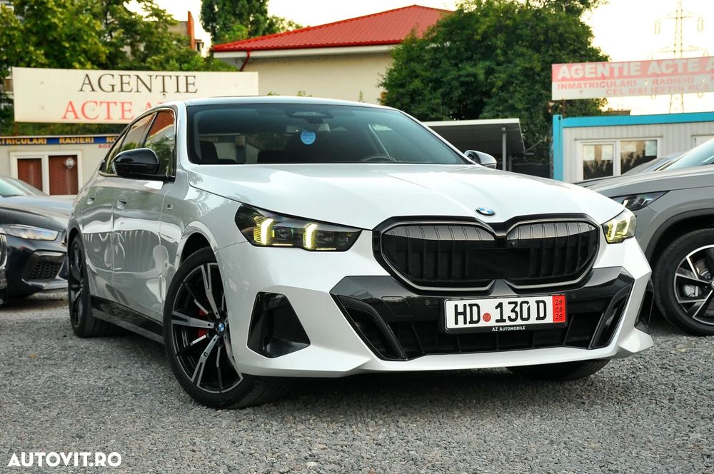 BMW Seria 5 520d Aut. - 39