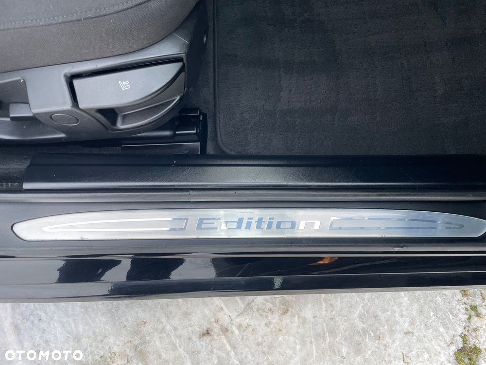 BMW Seria 5 520d Edition Lifestyle - 23