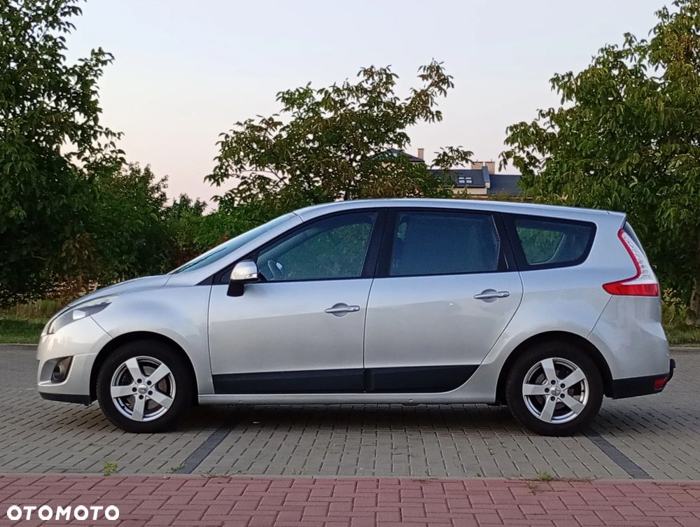 Renault Grand Scenic - 7