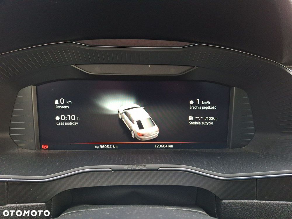 Skoda Superb 2.0 TSI Sportline DSG - 21