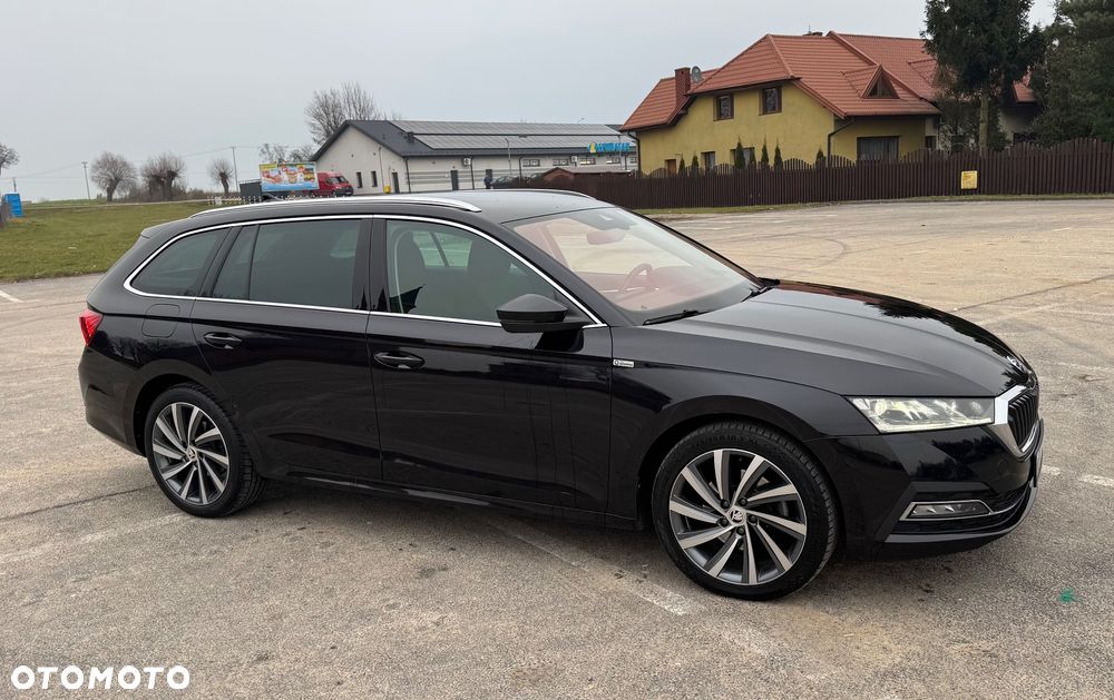 Skoda Octavia 2.0 TDI 4x4 Style DSG - 5