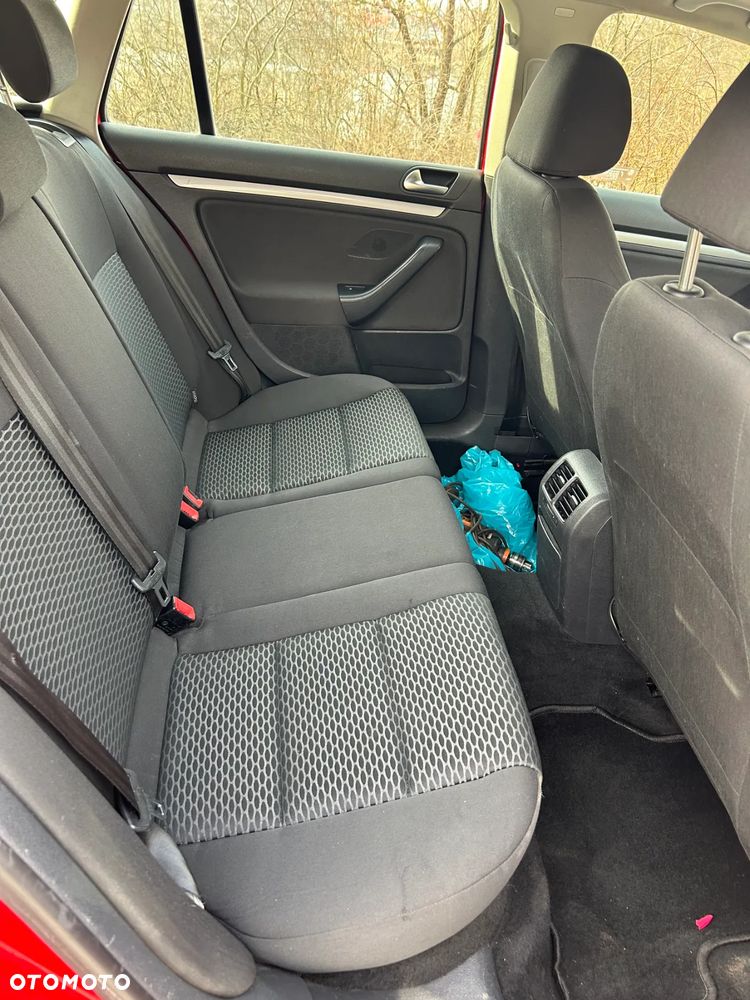 Volkswagen Golf VI 1.6 TDI Comfortline - 20