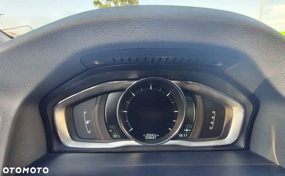 Volvo S60 D5 AWD Momentum - 9