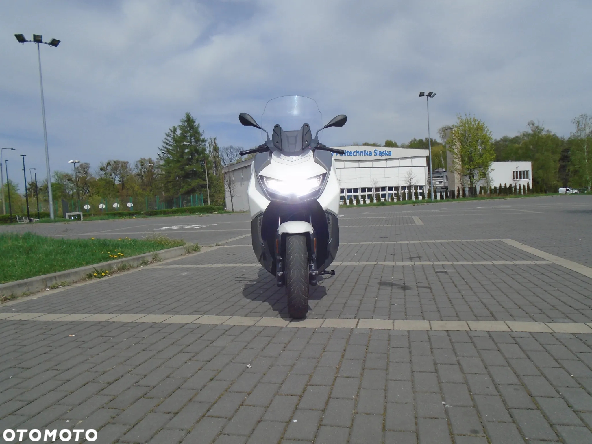 BMW C 400 GT - 2