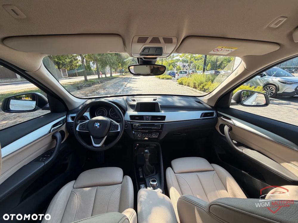 BMW X1 xDrive20i Advantage - 9
