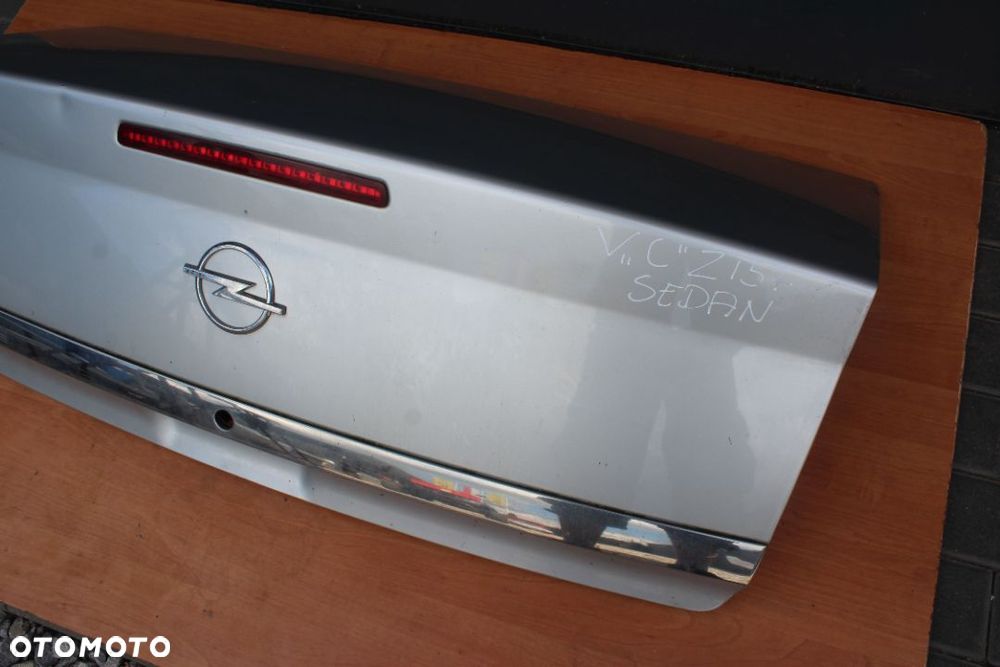 KLAPA BAGAŻNIKA TYŁ OPEL VECTRA C SEDAN Z157 - 2
