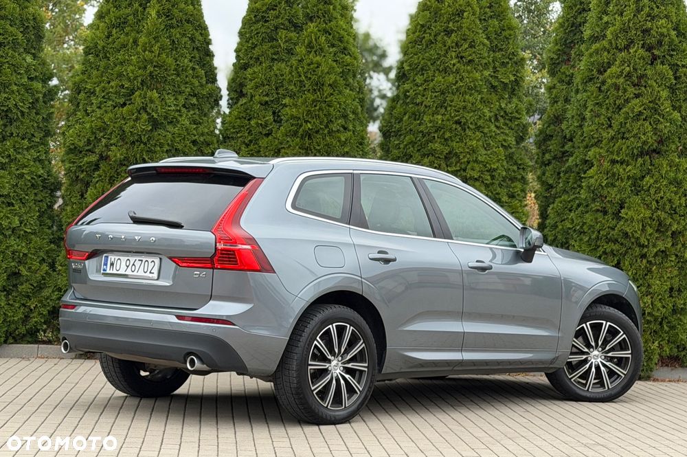 Volvo XC 60 D4 Momentum - 21