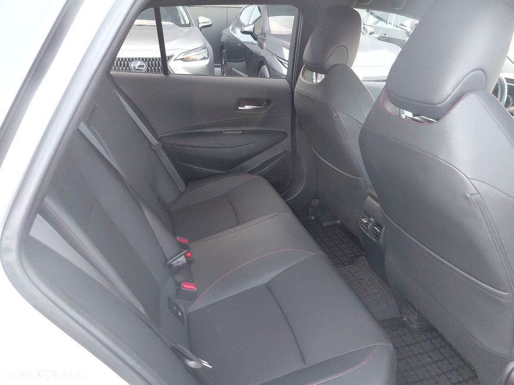 Toyota Corolla 1.8 Hybrid GR Sport - 10