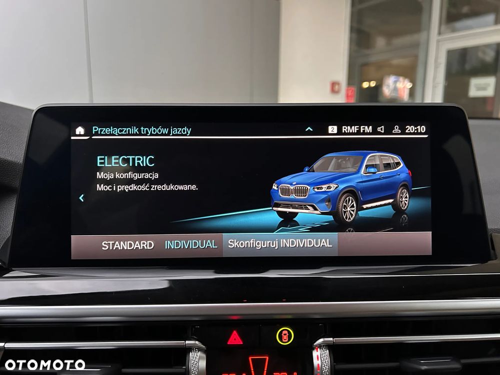 BMW X3 xDrive30e - 32
