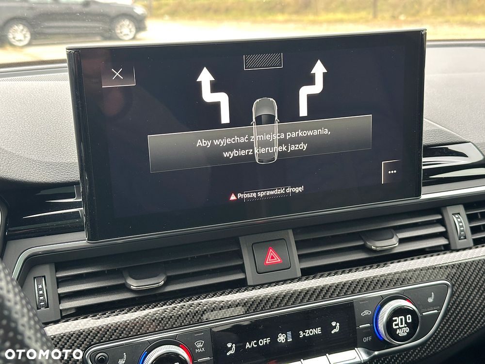 Audi RS4 Limousine - 38