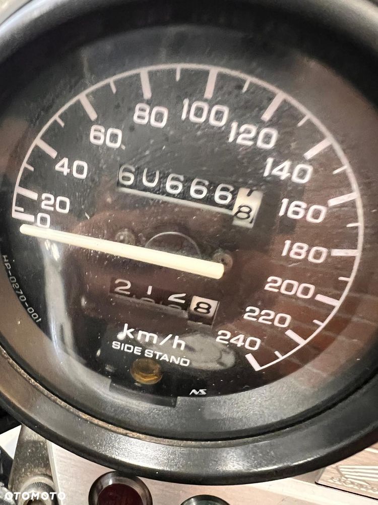 Honda CB - 26