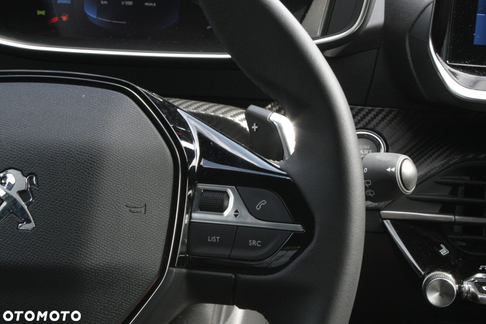 Peugeot 2008 1.2 PureTech Allure Pack S&S EAT8 - 19