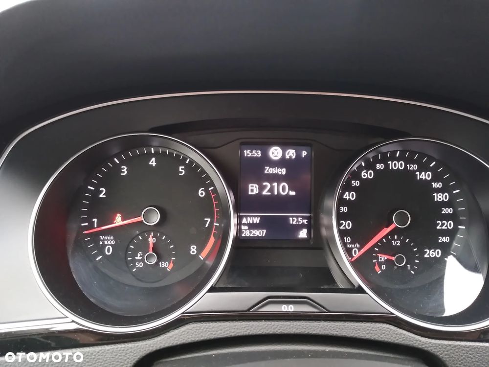 Volkswagen Passat 2.0 TSI Business DSG - 18