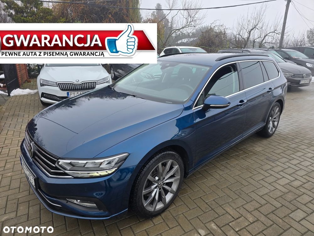 Volkswagen Passat - 1