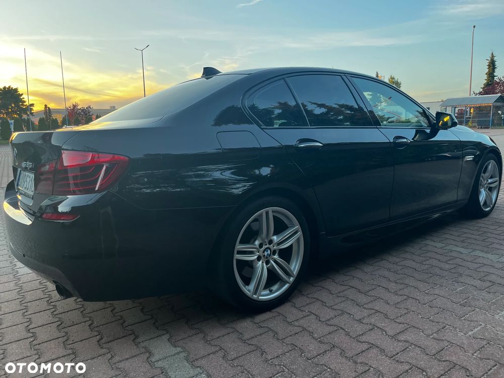 BMW Seria 5 535i xDrive Sport-Aut Luxury Line - 8