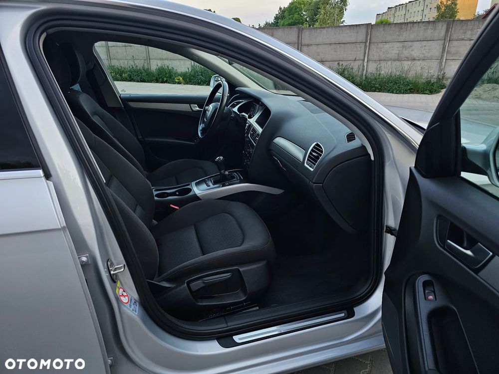 Audi A4 Avant 2.0 TDI - 7
