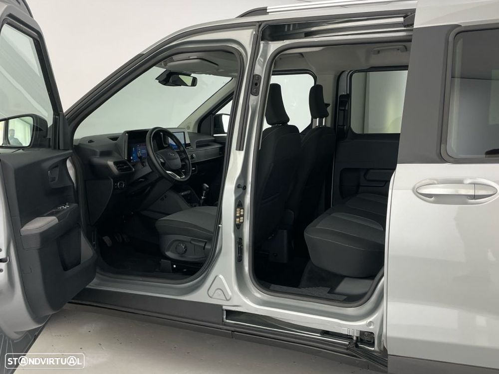 Ford Tourneo Courier 1.0 EcoBoost Titanium - 24