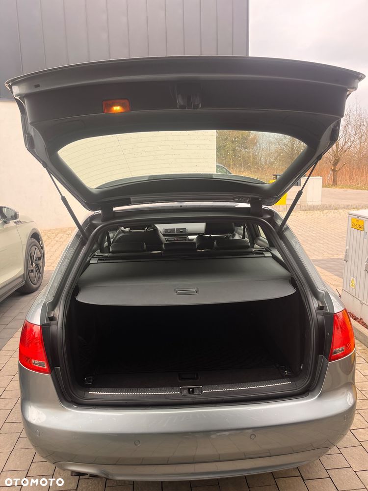 Audi A4 Avant - 29