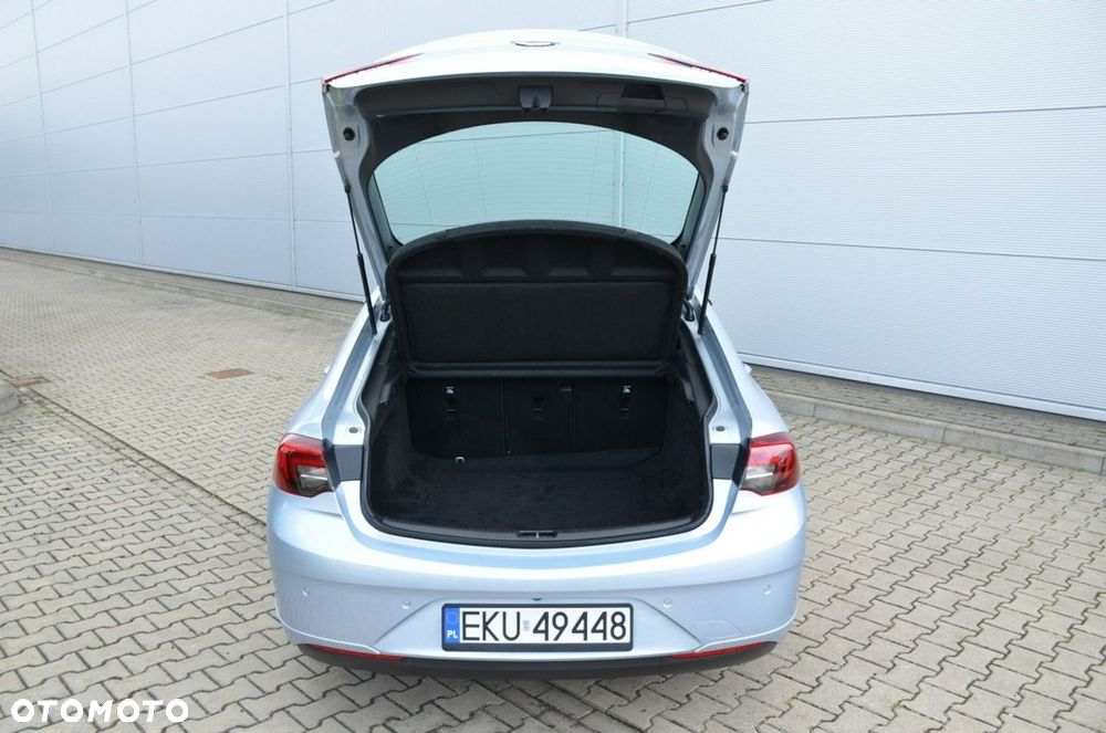 Opel Insignia - 8