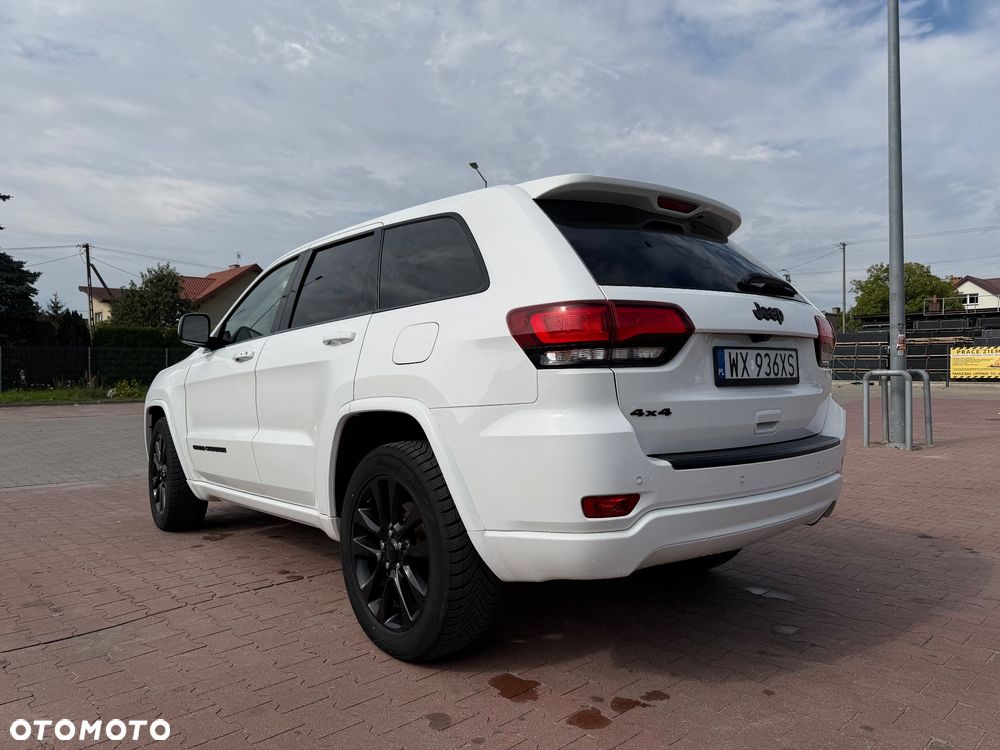 Jeep Grand Cherokee - 5