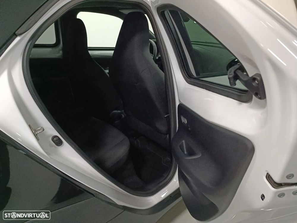 Toyota Aygo X 1.0 Play - 21