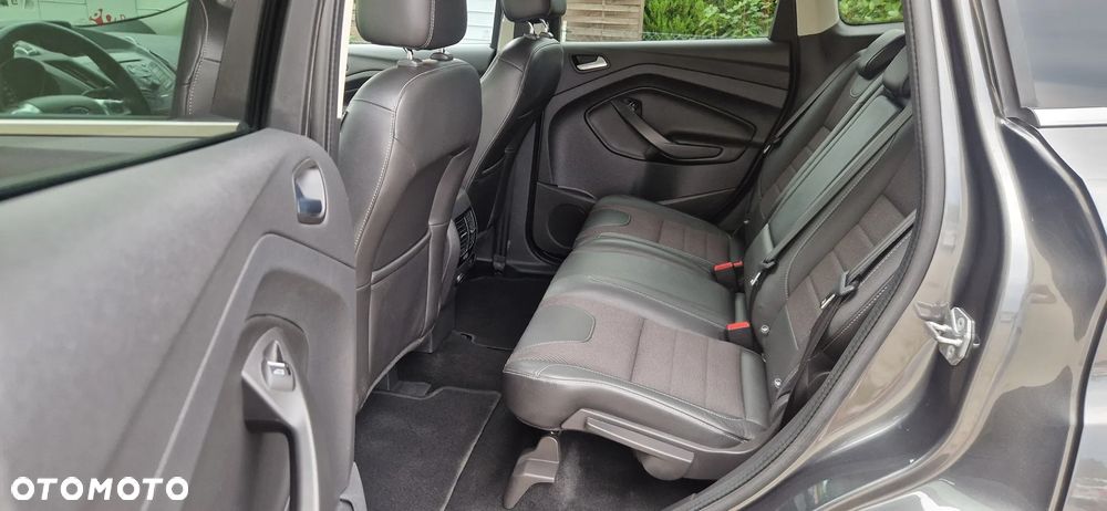 Ford Kuga 2.0 TDCi FWD Titanium - 19